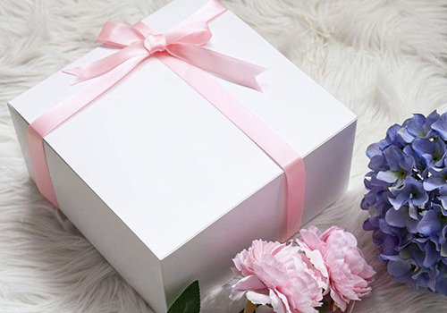Custom Colorful Gift Box with 61